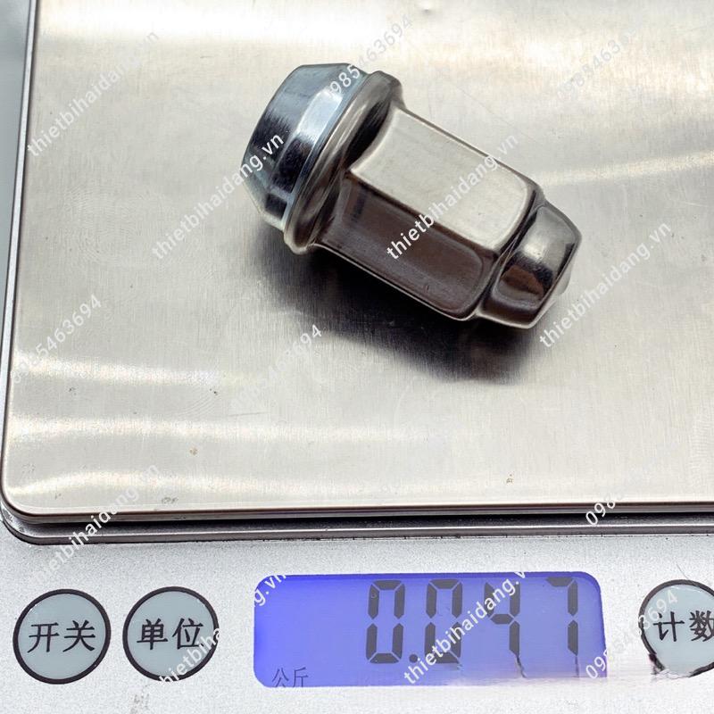 Ốc lốp xe Ford Explorer (4)