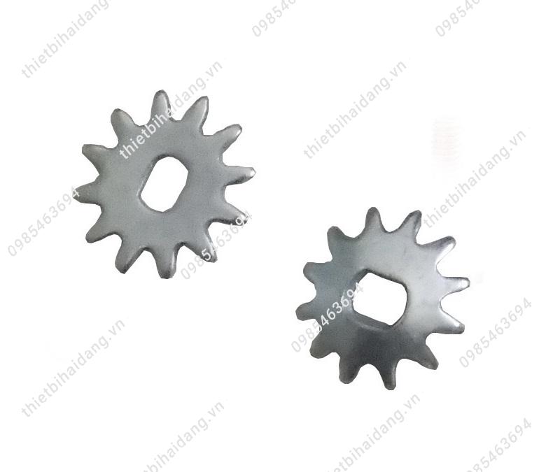 bánh răng kích cá sấu