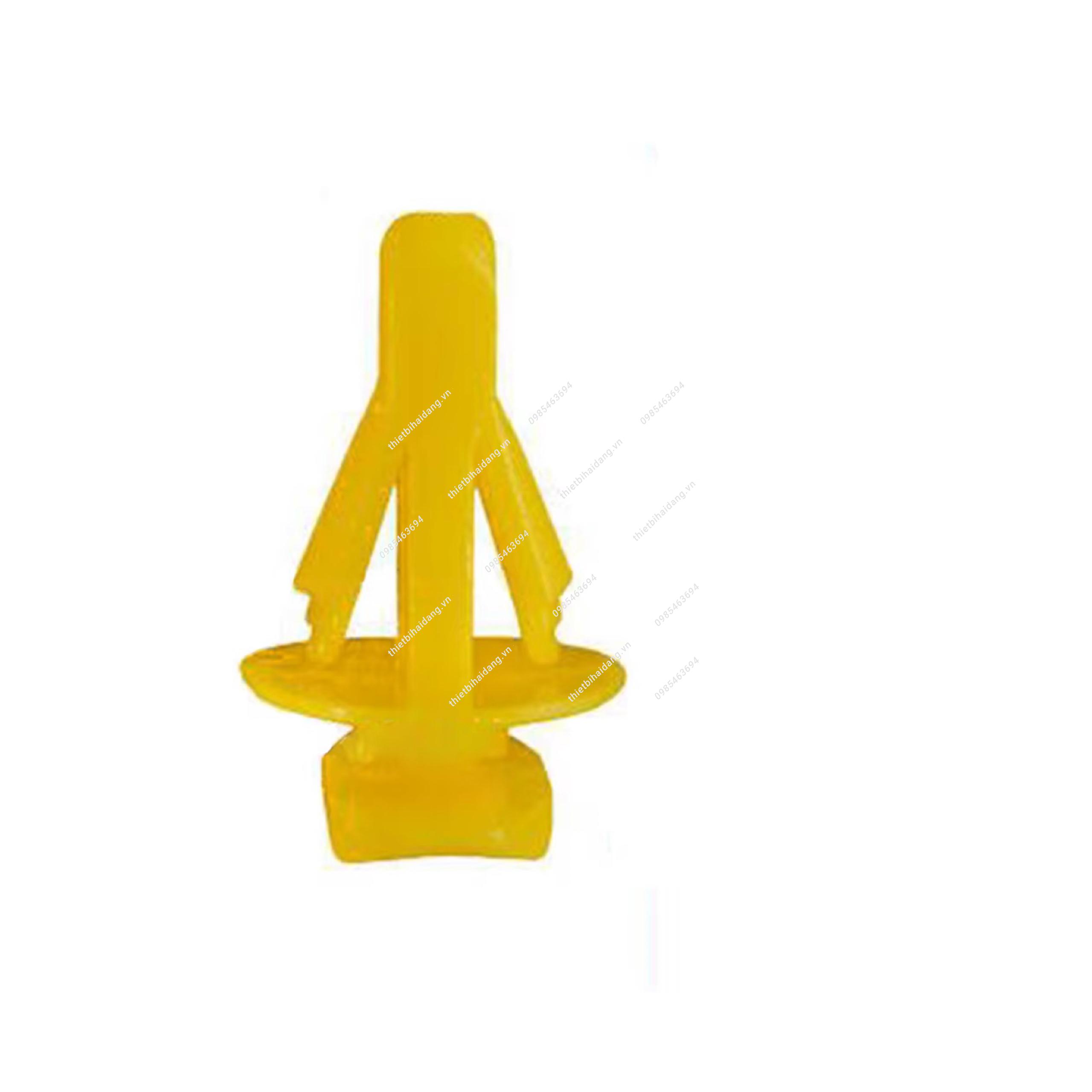 chot-nhua-canh-cua-xe-o-to (1)