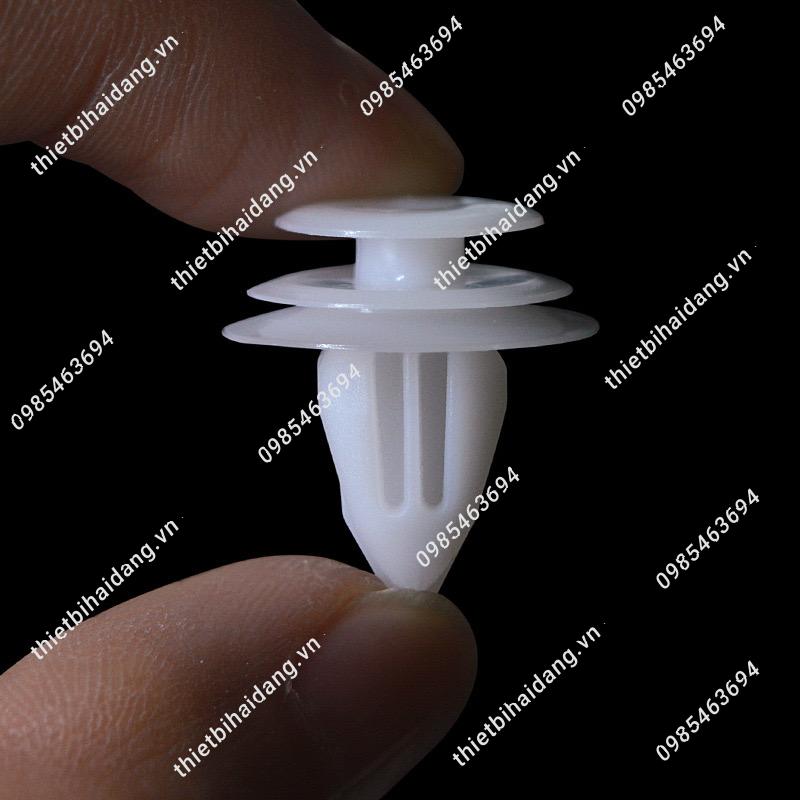 chot-nhua-tapi-noi-that-o-to (1)