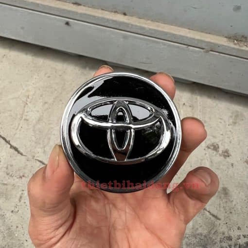 Logo mâm xe, ốp lazang bánh xe ô tô Toyota, đường kính 53mm