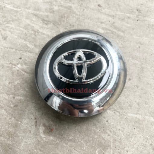 Logo mâm xe Toyota Land Cruiser, đường kính 93mm