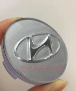 Logo chụp mâm, ốp lazang bánh xe ô tô Hyundai