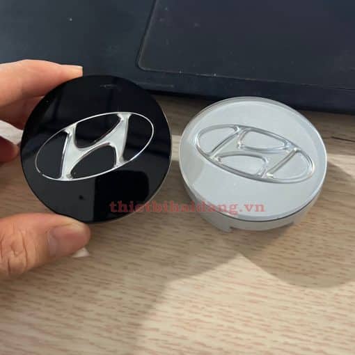 Logo chụp mâm, ốp lazang bánh xe ô tô Hyundai