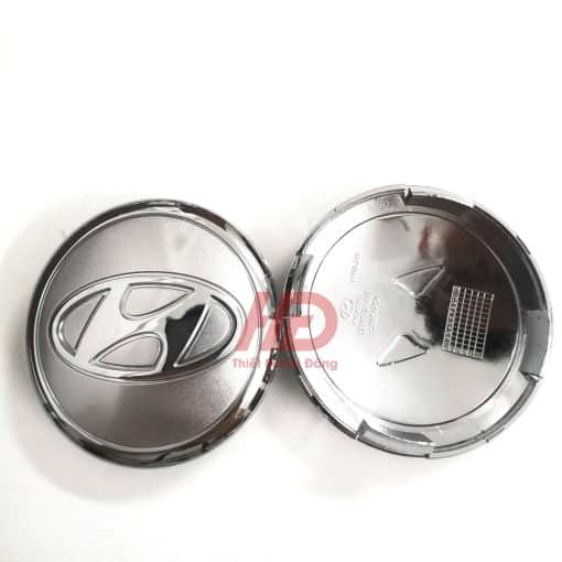 Logo chụp mâm bánh xe ô tô Hyundai, đường kính 65mm