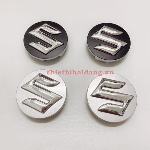 Logo chụp mâm lazang bánh xe ô tô Suzuki, đường kính 54mm