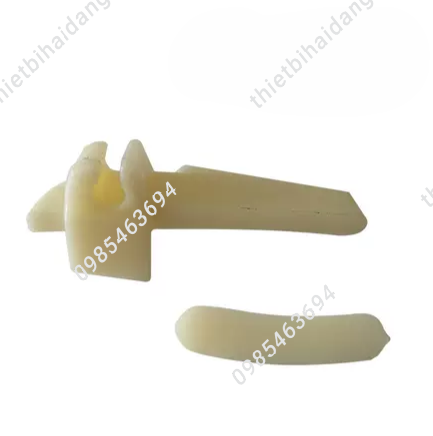 nhua-chong-xuoc-mo-vit-may-ra-vao-lop (3)