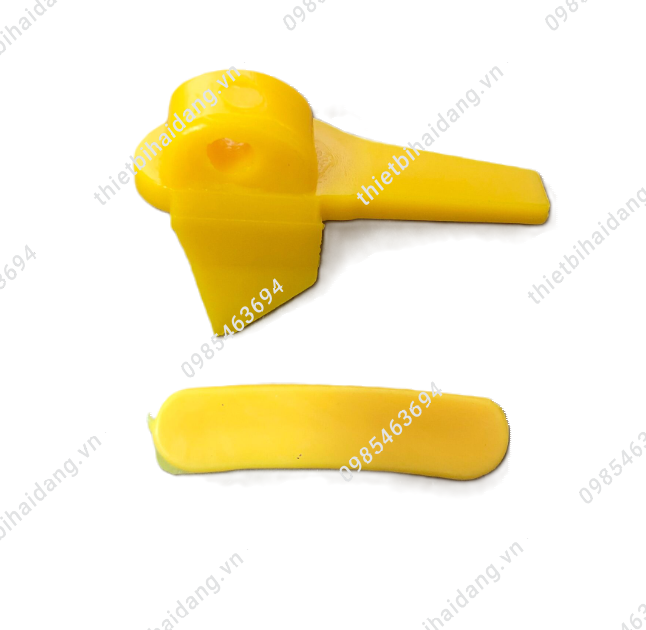 nhua-chong-xuoc-mo-vit-may-ra-vao-lop (4)