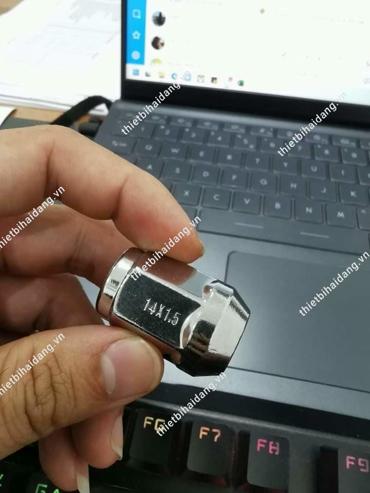 ốc bánh xe Range Rover Evoque 3