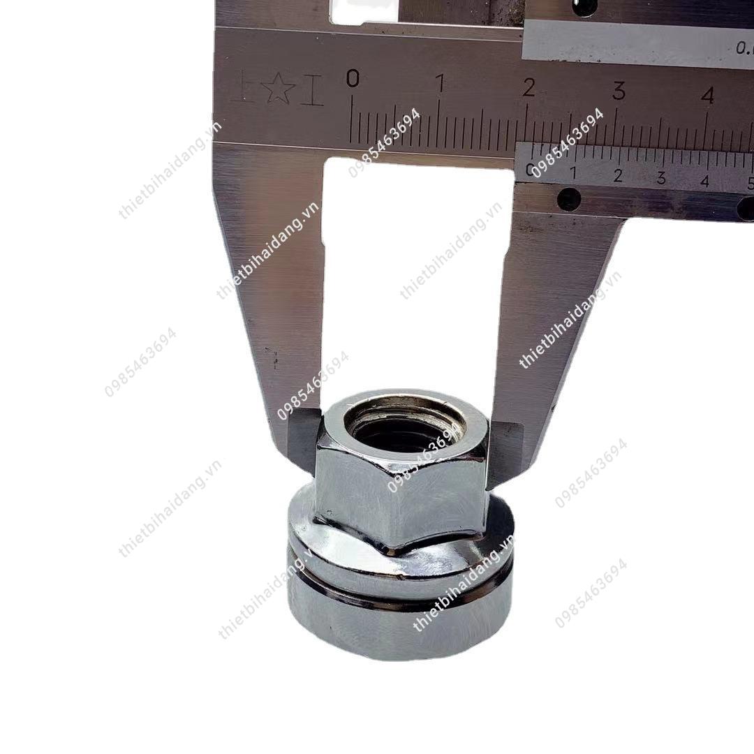 oc-banh-xe-ford-transit (10)