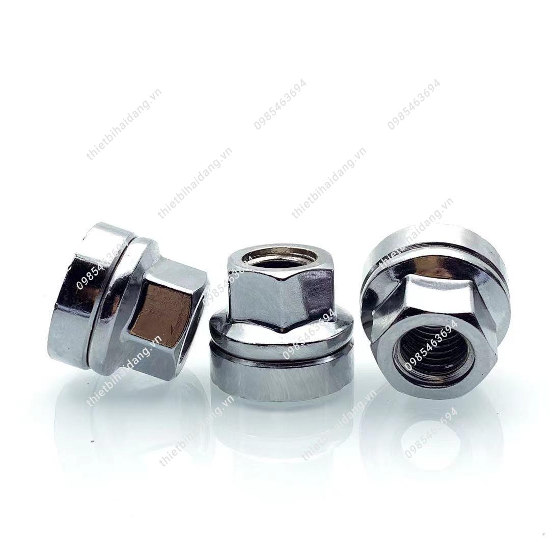 oc-banh-xe-ford-transit (9)